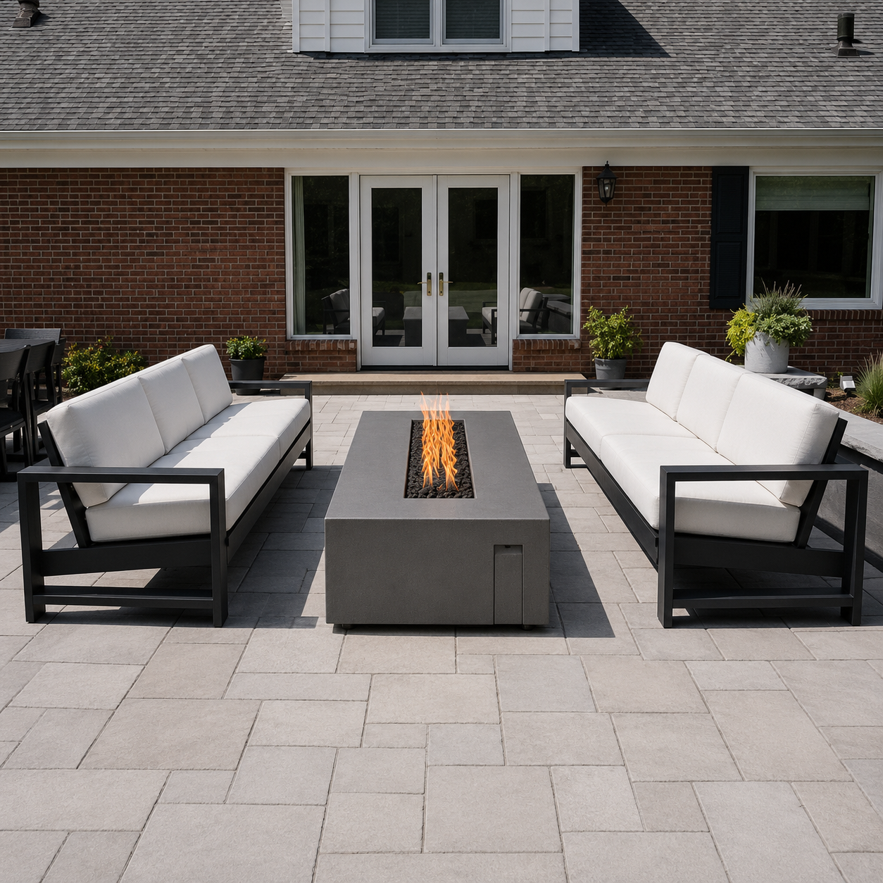 Perla Liquid Propane Table Fire Pit